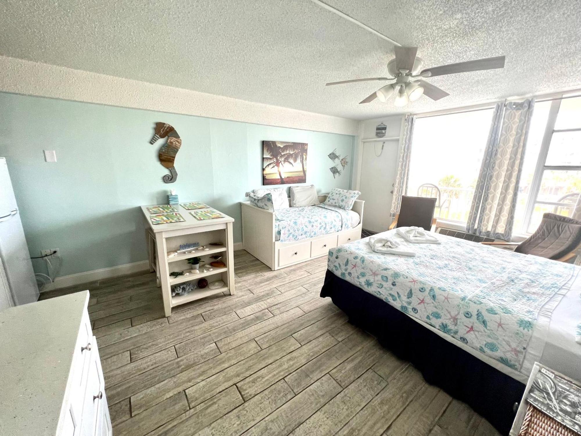 I Need A Vacay Now! Remodeled Studio 데이토나 비치 외부 사진